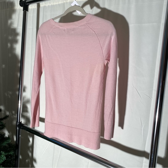 Banana Republic - Extra Fine Merino Sweater - Baby Pink - Small - Picture 2 of 3